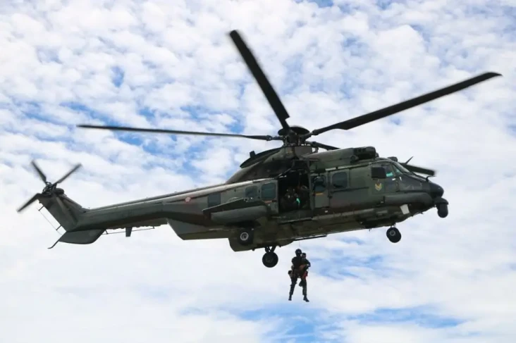 Helikopter Tak Bisa...