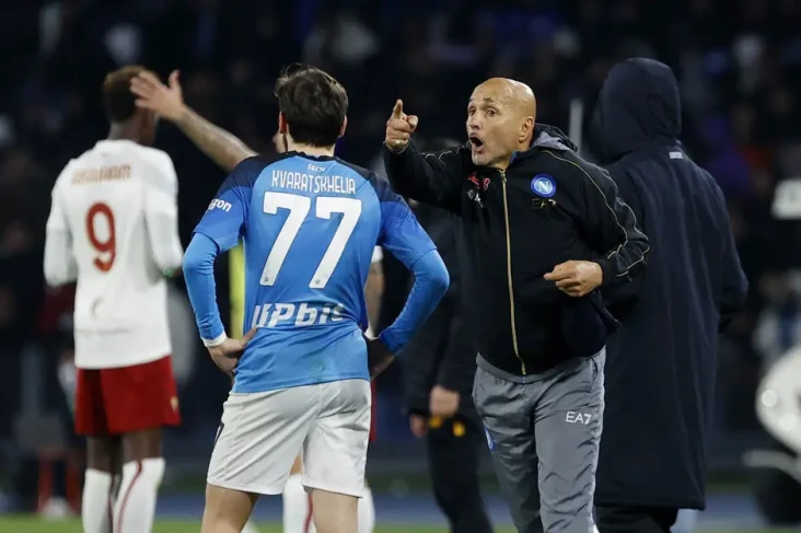 Gilas Eintracht Frankfurt,...