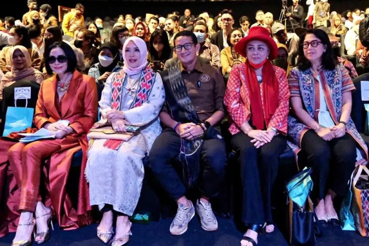 Fesyen Jadi Andalan...