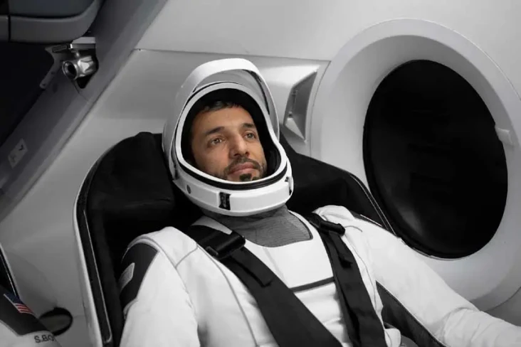 Astronot UEA Sultan...