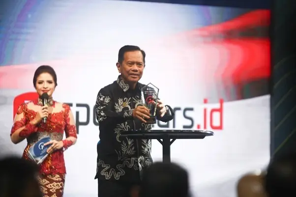 Arifin, Bupati Tapin...