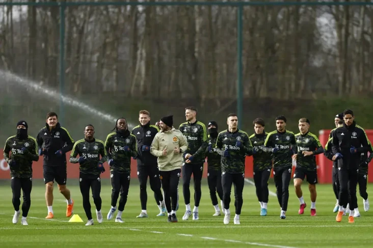 Manchester United vs...