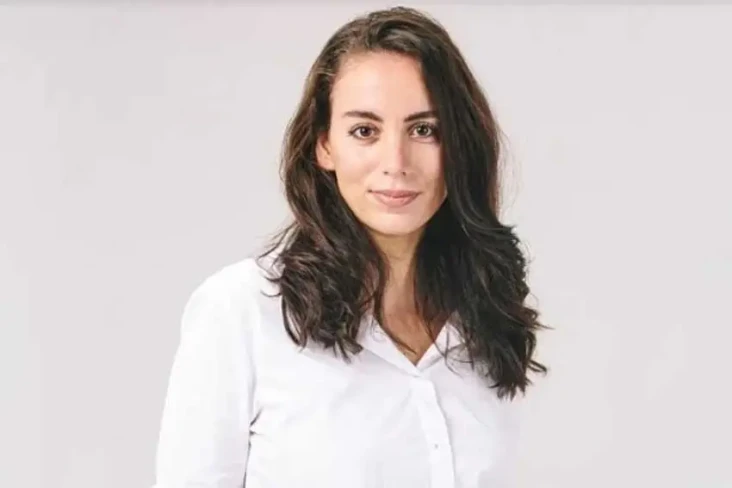 Profil CTO OpenAI Mira...