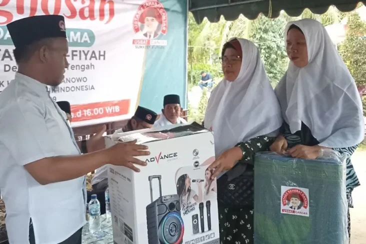 Usbat Ganjar Gelar Istigasah...
