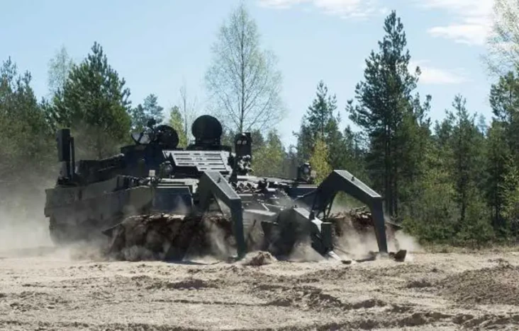 Leopard 2R Penyapu Ranjau,...