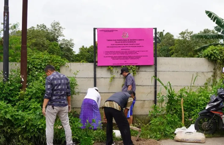 16 Bidang Tanah Benny...