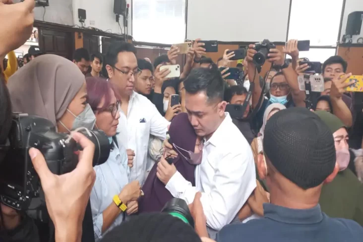 Divonis 10 Bulan Penjara,...
