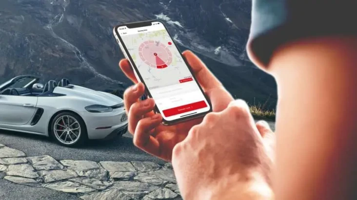 Aplikasi Porsche Gunakan...