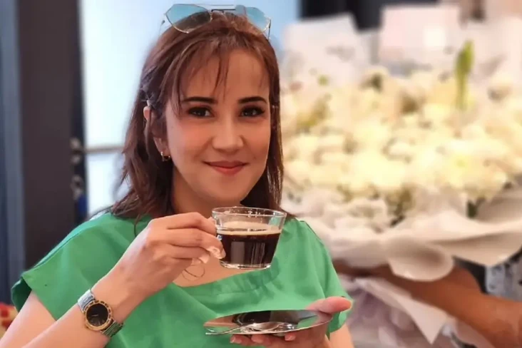 5 Artis Indonesia yang...