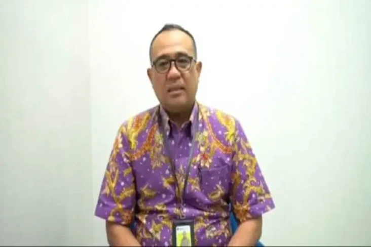 Rafael Alun Trisambodo...
