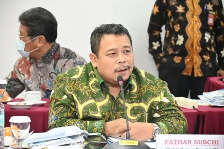 Gaya Hidup Pejabat Pajak...