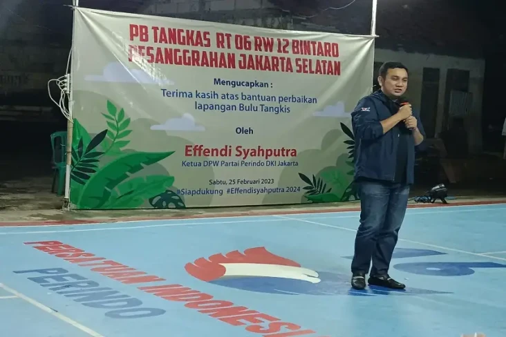 Lapangan Bulu Tangkis...