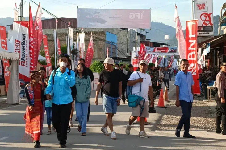 Rangkaian Acara Race...
