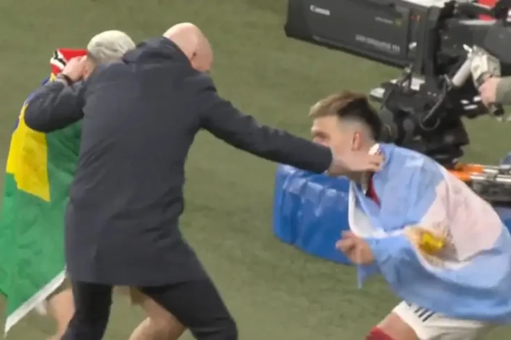 2 Momen Kocak Erik ten...