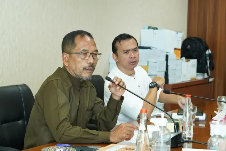 Rapat dengan Perumda...