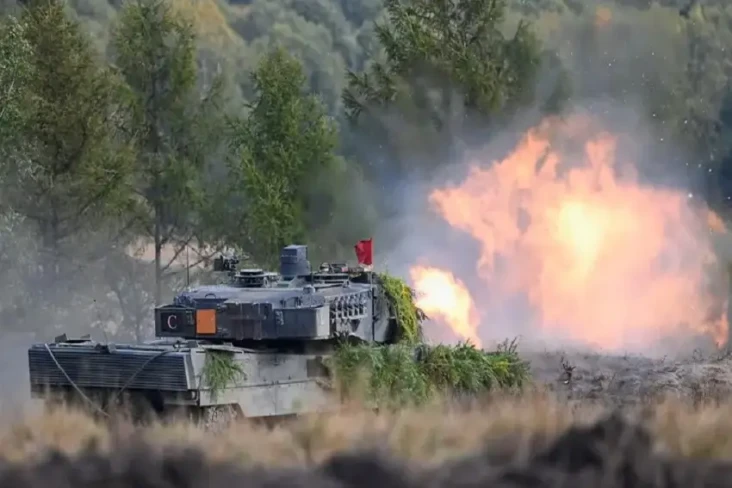 Merespons Ancaman Rusia,...