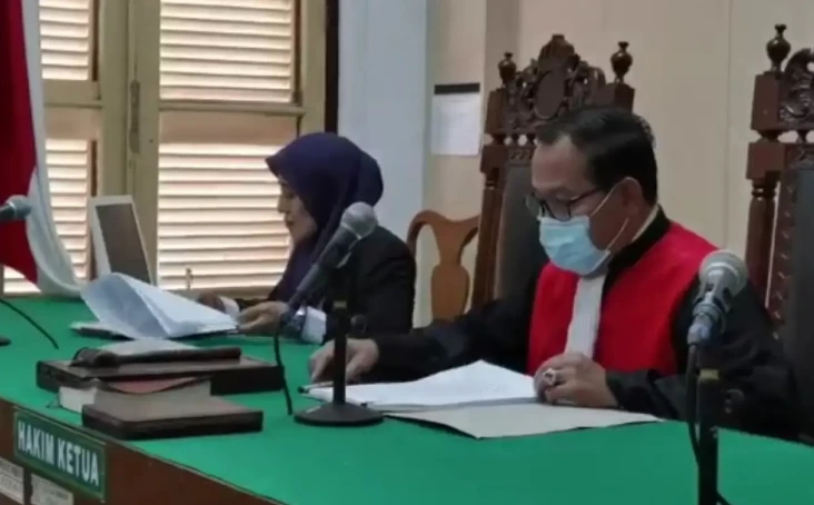 Hakim Tolak Praperadilan...