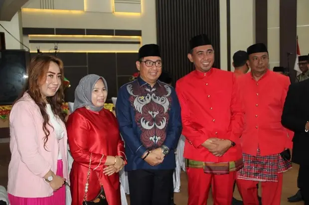 Bupati Hamim Puji Kerja...