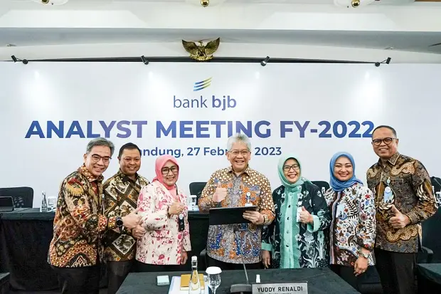 Kinerja Bisnis Solid,...
