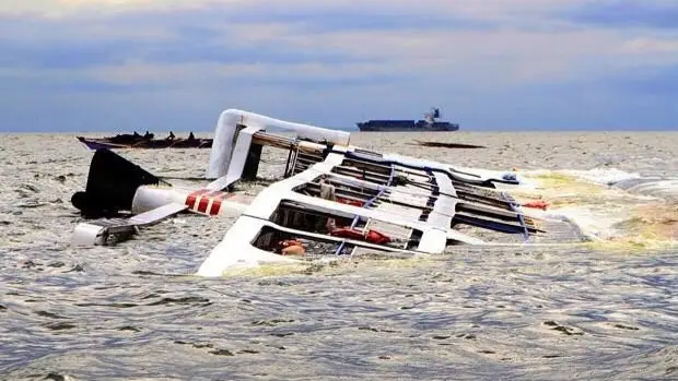 Kapal Pembawa Garam...