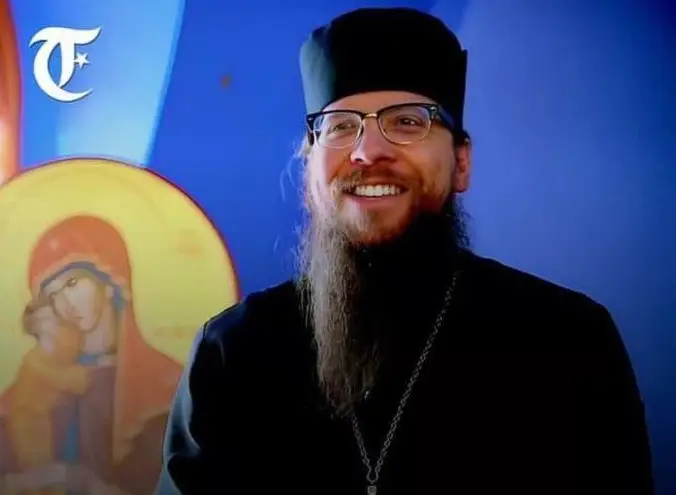 Pendeta Katolik AS Tersohor...