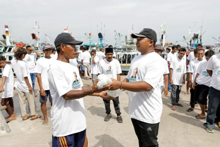 Komunitas Nelayan Pesisir...