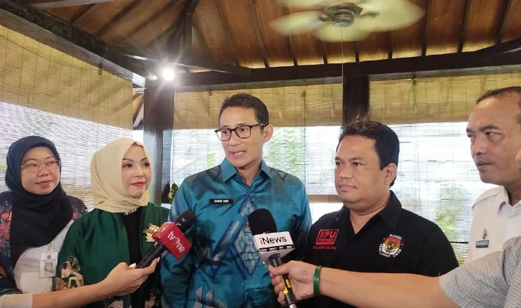 Kunjungi Kediaman Sandiaga...
