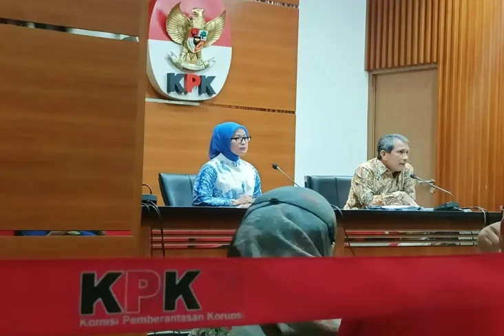 KPK Pantau Geng Pejabat...