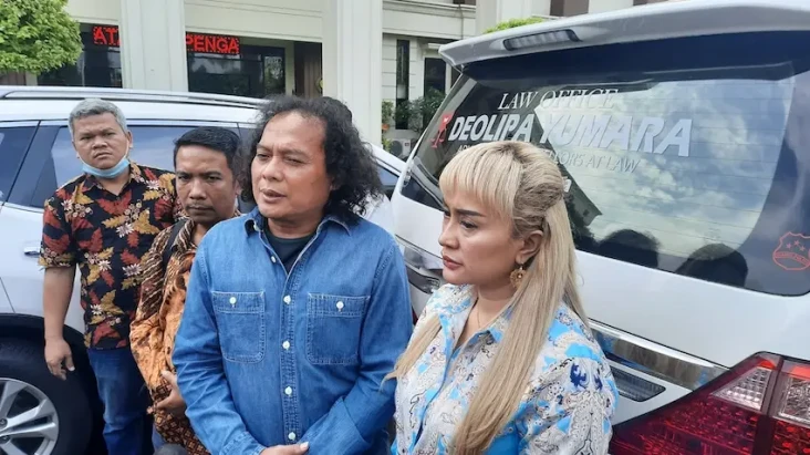 Jalani Sidang Perdana...