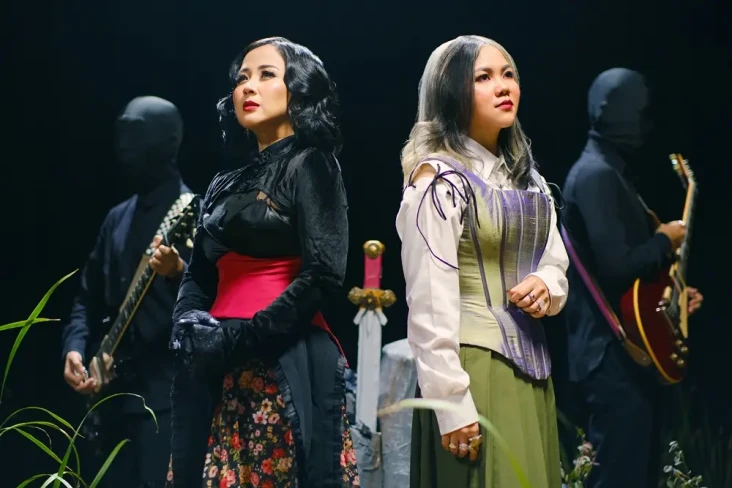 Astrid Kolaborasi Bareng...