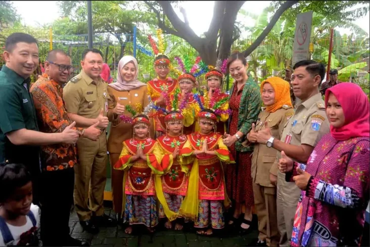 Pengasuhan Anak Usia...