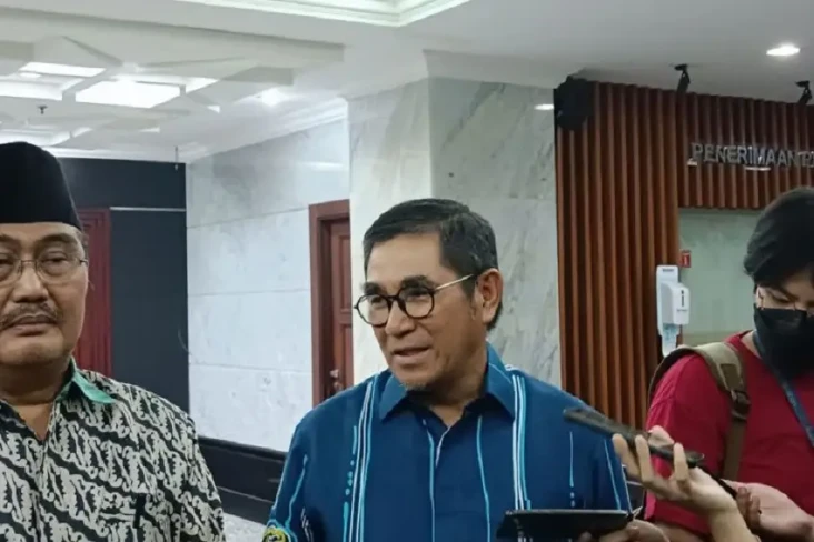 Putusan PN Jakpus soal...