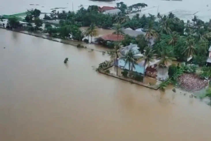 Terisolir! Korban Banjir...