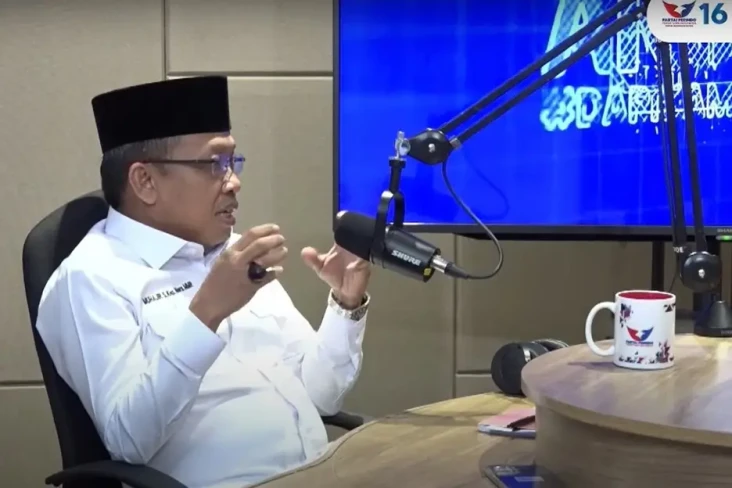 Bangun Pasar Bersih,...