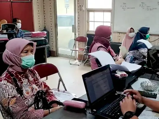 Tak Kunjung Diberangkatkan,...