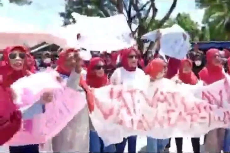 Anak Wakil Ketua DPRD...