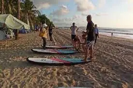 Turis di Bali Bikin...