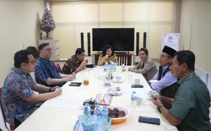 TGB Minta Kader Perindo...