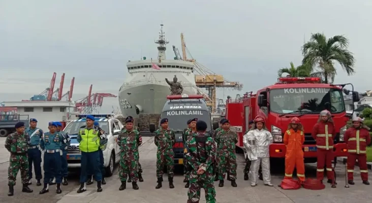 TNI AL Siapkan KRI Banda...