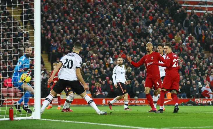 Hasil Liga Inggris Liverpool...