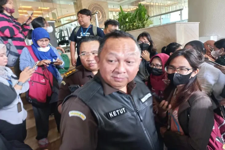 Kejagung Usut Kasus...