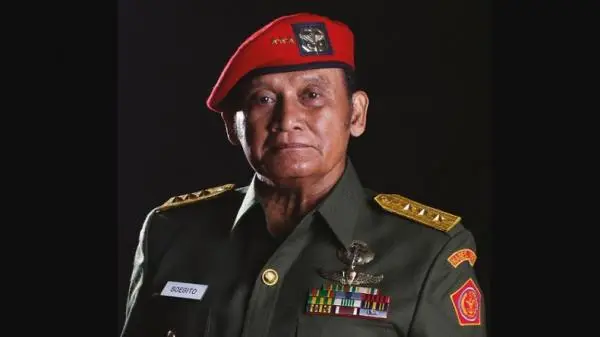 Kisah Letnan Jenderal...