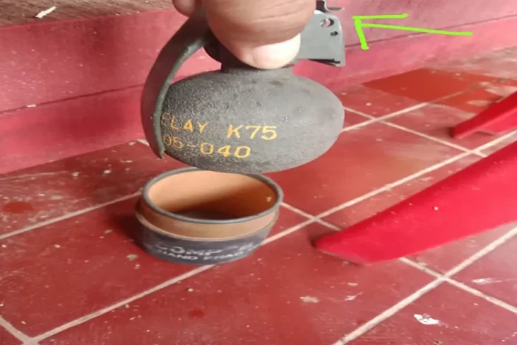 Granat Tangan Aktif...