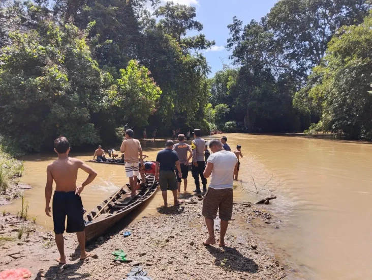 Berenang di Sungai Way...