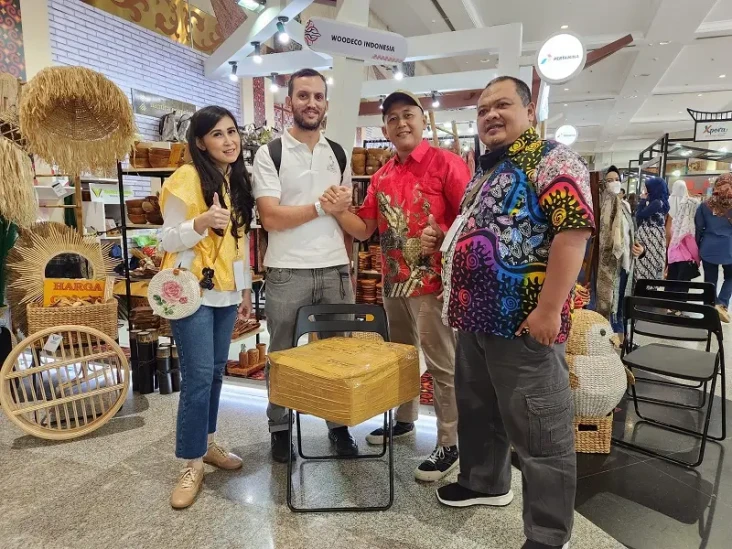 UMKM Pertamina Raih...