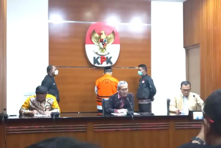 Kasus Dugaan Gratifikasi,...