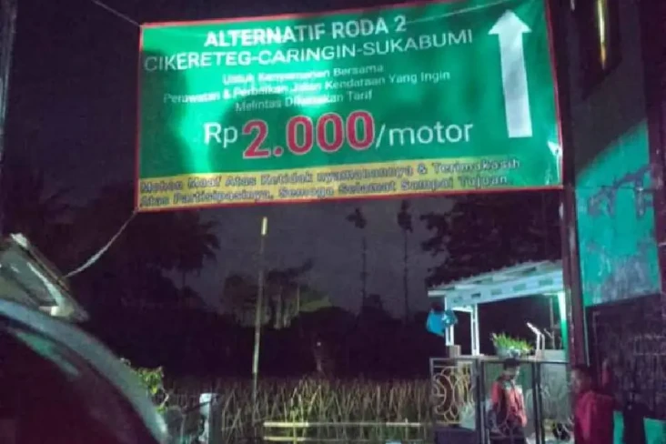 Warga Pasang Tarif bagi...