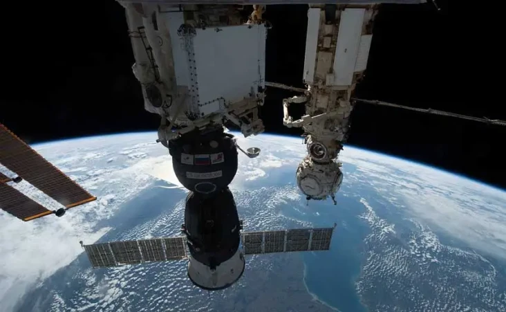 Kosmonot Rusia Selesai...