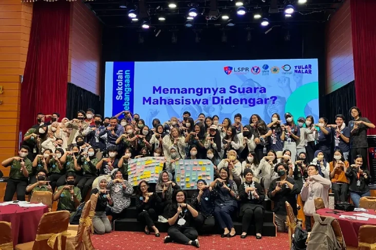 Belajar Anti Hoaks,...