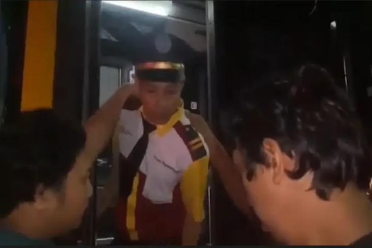 Sopir di Makassar Ditangkap...